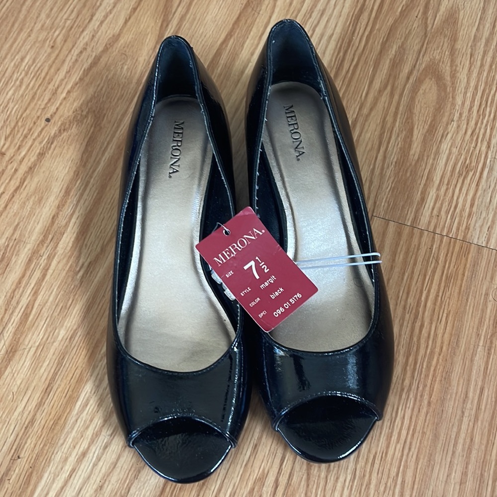 COPY - NWT Merona Black shoes with small wedge and peep toe